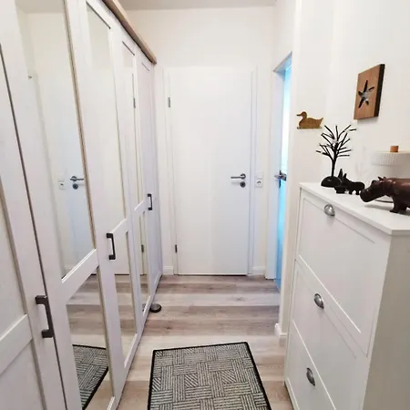 L10-006 * הייליגנהאפן